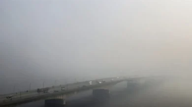 طقس السبت: أجواء خريفية معتدلة وشبورة كثيفة صباحًا وفرص أمطار خفيفة على السواحل 2 طقس السبت: أجواء خريفية معتدلة وشبورة كثيفة صباحًا وفرص أمطار خفيفة على السواحل