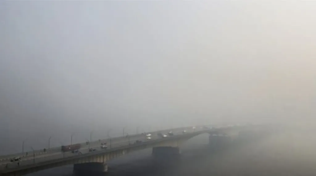 طقس السبت: أجواء خريفية معتدلة وشبورة كثيفة صباحًا وفرص أمطار خفيفة على السواحل