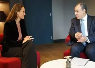 عبد العاطي يؤكد دعم مصر لمؤسسة آنا ليند ودورها في تعزيز الحوار بين الثقافات 3 عبد العاطي يؤكد دعم مصر لمؤسسة آنا ليند ودورها في تعزيز الحوار بين الثقافات