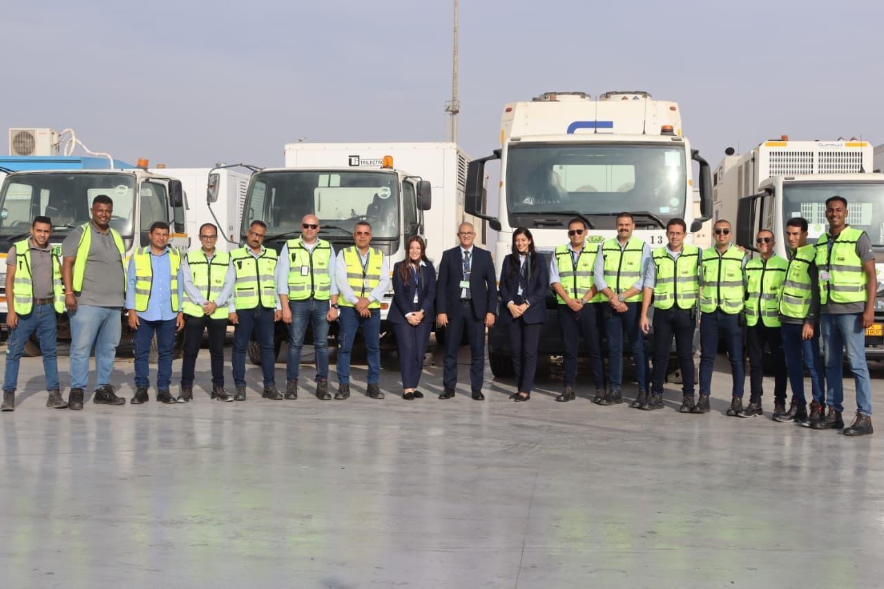 بعد استقبال 23 رحلة.. وزير الطيران المدني يتفقد مطار سفنكس