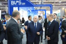 وزير التعليم العالي يطلق مبادرة وطنية لدعم البحث العلمي والذكاء الاصطناعي