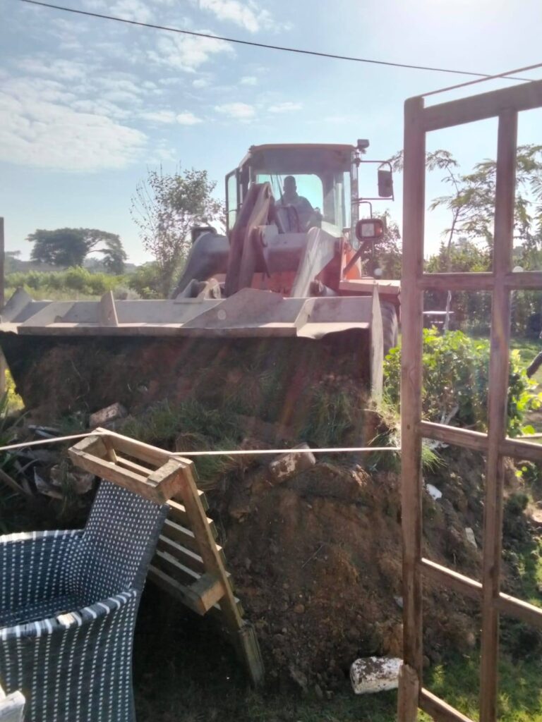 إزالة كافيتريا مخالفة على أرض أملاك الدولة بالقناطر الخيرية 8 إزالة كافيتريا مخالفة على أرض أملاك الدولة بالقناطر الخيرية