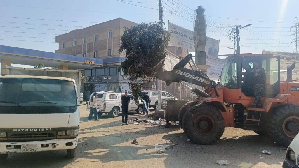 رئاسة القناطر الخيرية تتابع جهود الارتقاء بمنظومة النظافة والمظهر الحضاري