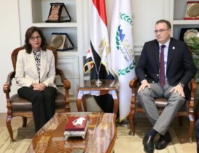 رئيس التنظيم والإدارة يبحث مع الأكاديمية الوطنية للتدريب تطوير قدرات قيادات الجهاز الإداري للدولة 2 رئيس التنظيم والإدارة يبحث مع الأكاديمية الوطنية للتدريب تطوير قدرات قيادات الجهاز الإداري للدولة