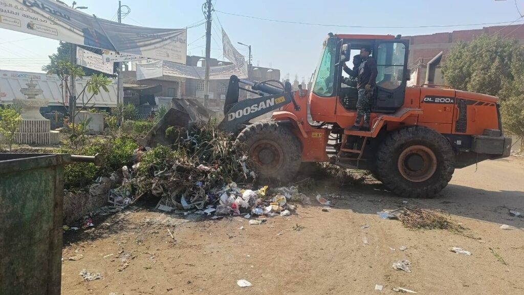 رئاسة القناطر الخيرية تتابع جهود الارتقاء بمنظومة النظافة والمظهر الحضاري