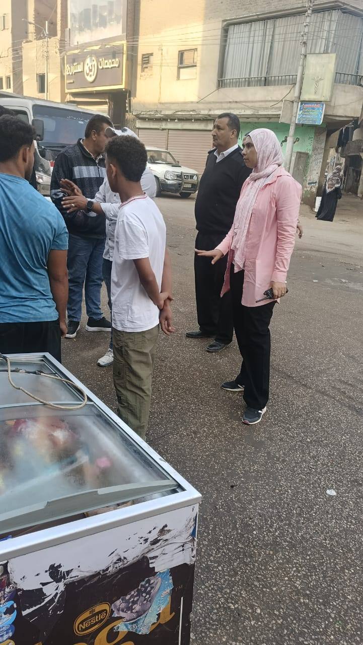 القناطر الخيرية: حملة مكبرة لرفع الإشغالات وتحقيق الانضباط بشوارع المدينة 1 القناطر الخيرية: حملة مكبرة لرفع الإشغالات وتحقيق الانضباط بشوارع المدينة