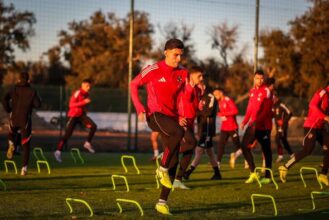 مران الأهلي الأخير قبل مواجهة الجيش الملكي في دوري أبطال أفريقيا 5 مران الأهلي الأخير قبل مواجهة الجيش الملكي في دوري أبطال أفريقيا