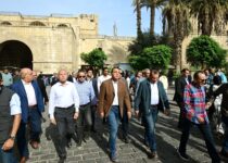 رئيس الوزراء يتفقد منطقة مسجد الحاكم بأمر الله ومشروع بوتيك أوتيل الشوربجي