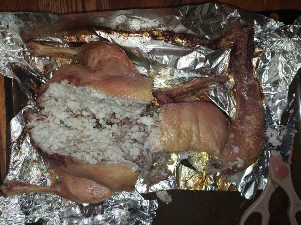 طريقة عمل الحمام المحشي بالأرز المعمر بطريقة فاخرة على الطريقة المصرية 3 طريقة عمل الحمام المحشي بالأرز المعمر بطريقة فاخرة على الطريقة المصرية