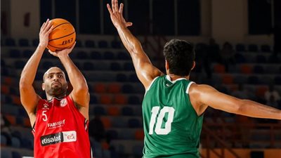 اجتماع المكتب التنفيذي للأهلي قبل مباراة السلة 1 اجتماع المكتب التنفيذي للأهلي قبل مباراة السلة