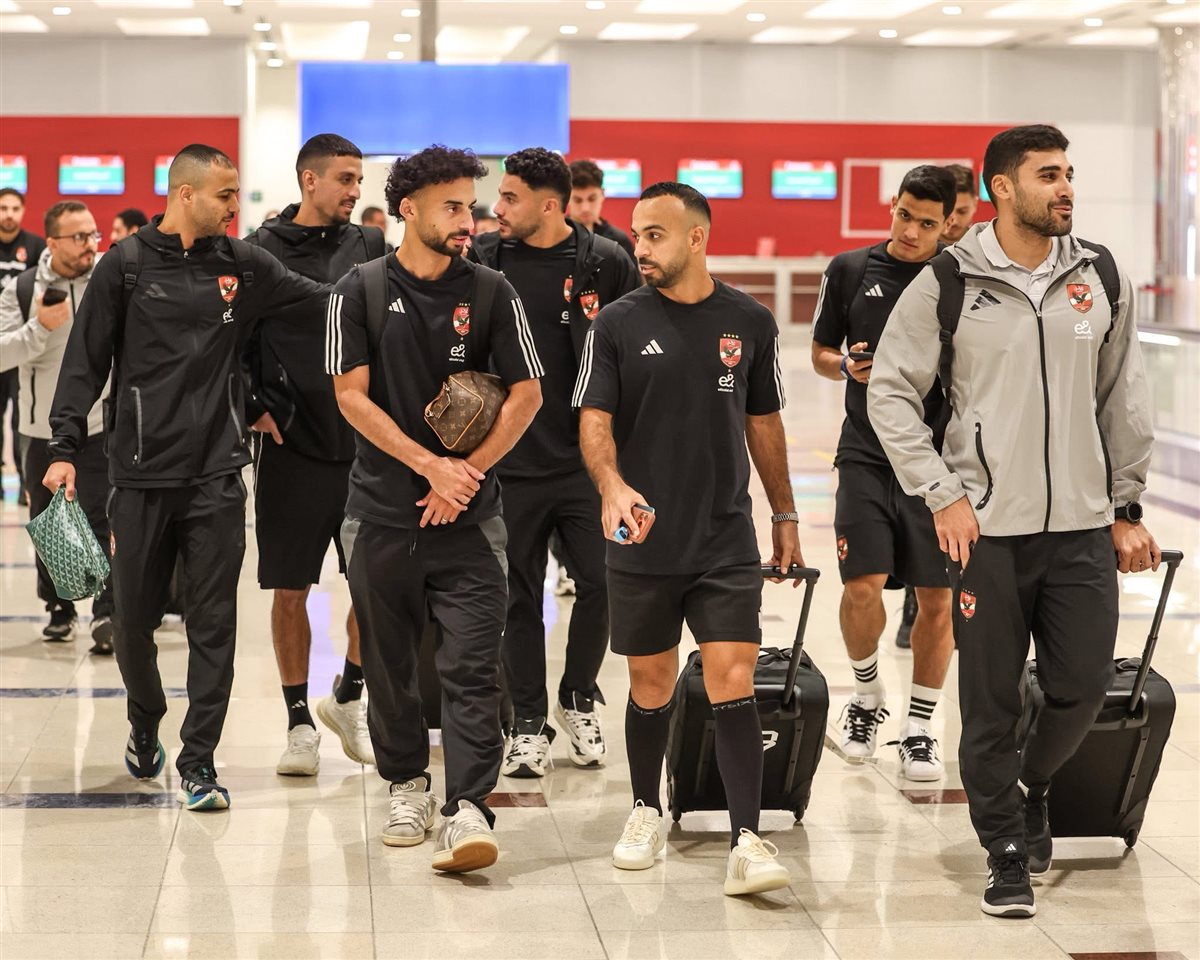 الأهلي يبدأ استعداداته في الإمارات لمواجهة سيراميكا بنصف نهائي السوبر المصري 1 الأهلي يبدأ استعداداته في الإمارات لمواجهة سيراميكا بنصف نهائي السوبر المصري