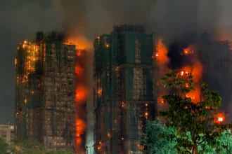 هونج كونج: ارتفاع ضحايا حريق مجمع تاى بو السكني إلى 94 قتيلا و76 مصابا