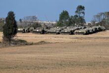 محكمة هولندية تؤيد رفض دعوى لوقف تصدير الأسلحة إلى إسرائيل.