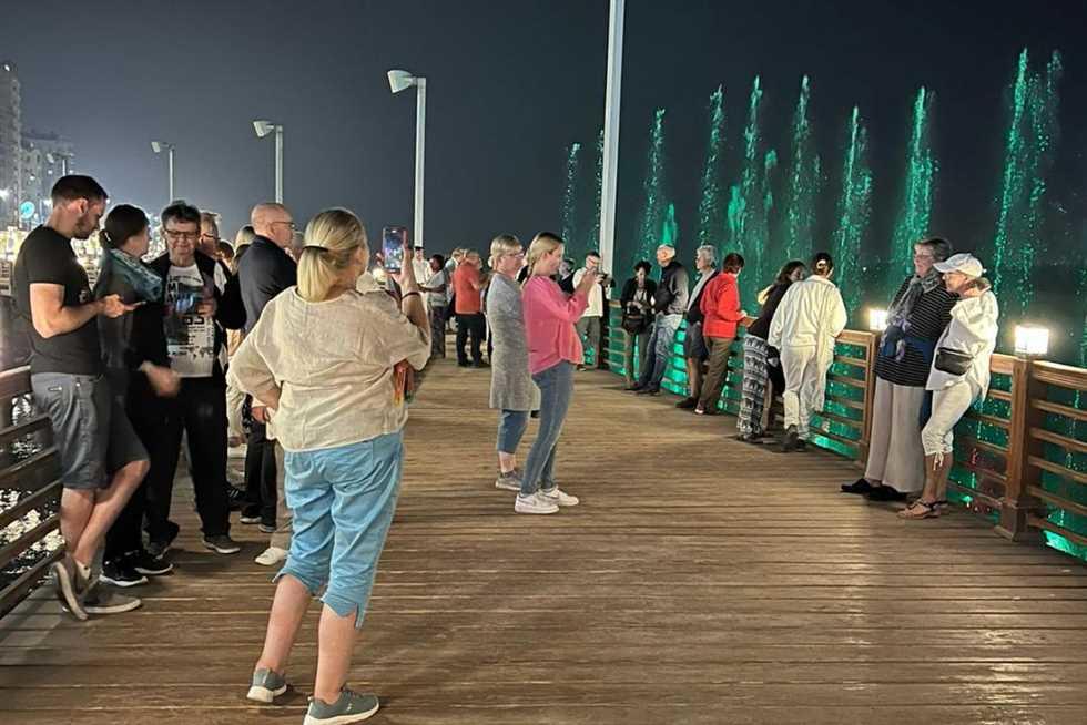 بني سويف ترحب بـ 33 سائحًا إنجليزيًا وتُبرز مقوماتها الحضارية 1 بني سويف ترحب بـ 33 سائحًا إنجليزيًا وتُبرز مقوماتها الحضارية