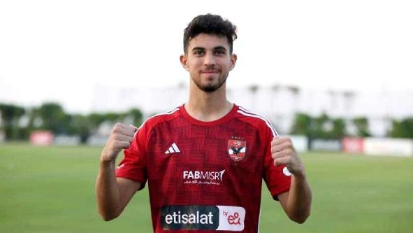 الأهلي يوافق على خروج مدافعه الشاب أحمد عابدين لفترة معايشة مع نادي فاماليكاو البرتغالي تمهيداً للاحتراف