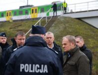 "إصابة 24 شخصًا في تصادم ترام وحافلة بوارسو وتعطل حركة المرور"