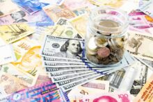 تعرف على أسعار الدولار والعملات العربية والأجنبية اليوم الأربعاء في البنوك المصرية