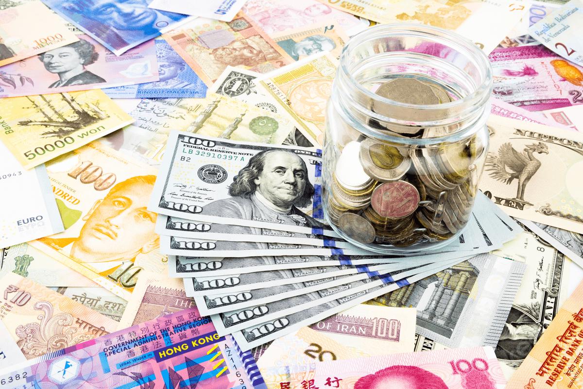 تعرف على أسعار الدولار والعملات العربية والأجنبية اليوم الأربعاء في البنوك المصرية