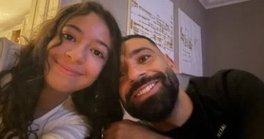 محمد صلاح يخطف الأنظار بصورة جديدة مع ابنته مكة عبر السوشيال ميديا 2 محمد صلاح يخطف الأنظار بصورة جديدة مع ابنته مكة عبر السوشيال ميديا