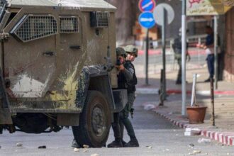 أشار أبو يوسف إلى أن محافظة طوباس تعيش لليوم الثاني على التوالي تحت إجراءات مشددة 2 أشار أبو يوسف إلى أن محافظة طوباس تعيش لليوم الثاني على التوالي تحت إجراءات مشددة