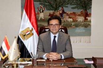 وزير الثقافة يتابع على مدار الساعة حالة طلاب أسوان المصابين في حادث الأتوبيس ويُعزي أسر الضحايا 5 وزير الثقافة يتابع على مدار الساعة حالة طلاب أسوان المصابين في حادث الأتوبيس ويُعزي أسر الضحايا