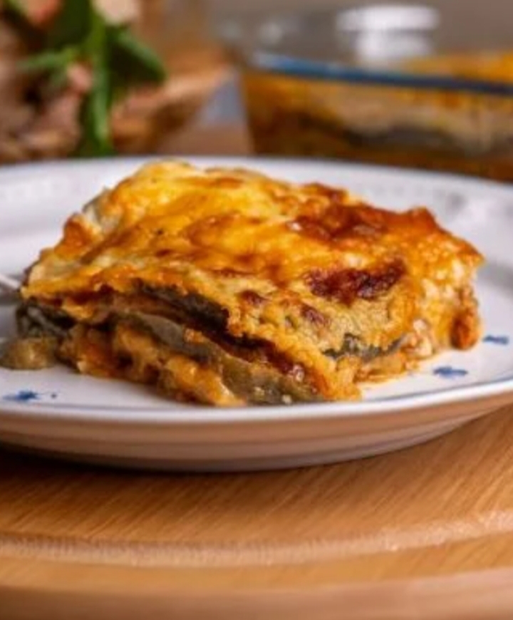 طريقة عمل طاجن المسقعة بالدجاج على طريقة الشيف مي صيام