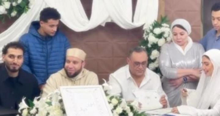 أحمد حمدي لاعب الزمالك يحتفل بعقد قرانه على شهد مكرم لاعبة فريق الكرة النسائية بالنادي