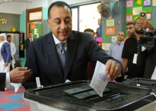 مدبولى يُدلي بصوته في انتخابات مجلس النواب 2025