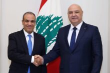 وزير الخارجية يلتقي الرئيس اللبناني في بيروت.. مصر تؤكد دعمها للبنان وترفض التصعيد الإسرائيلي