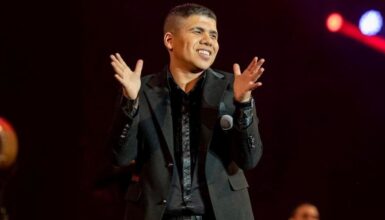 عمر كمال يعلن موعد طرح أول 4 أغاني من ألبومه الجديد