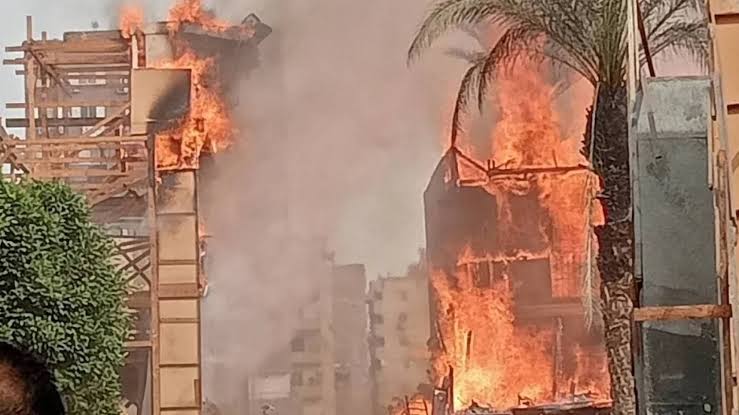 إخماد حريق لوكيشن مسلسل "الكينج" في استوديو مصر