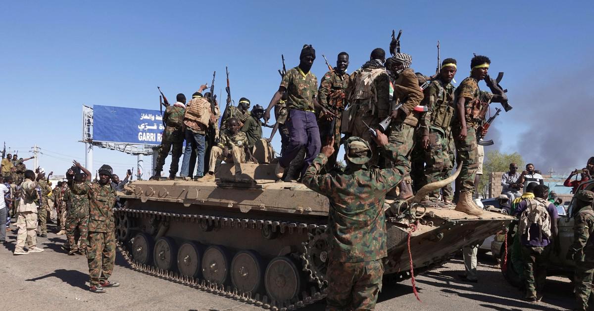 اشتباكات عنيفة بين الجيش السوداني ومليشيا الدعم السريع في كردفان: البرهان يدعو للتعبئة العامة