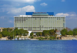 مصر للفنادق تبدأ تطوير النيل ريتز كارلتون بعقود تتجاوز 95 مليون جنيه