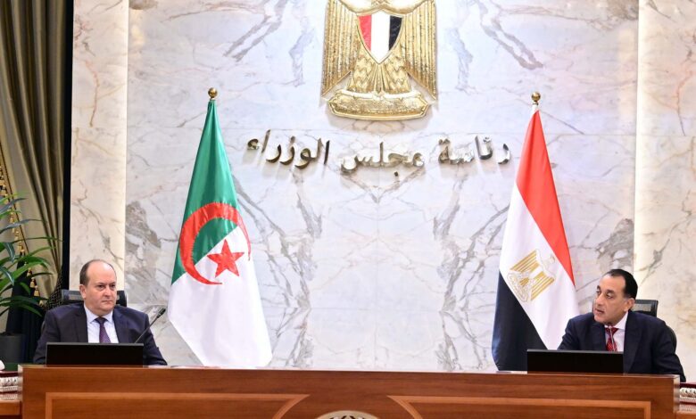 مدبولى: العلاقات المصرية الجزائرية تاريخية ونسعى لفتح آفاق أرحب للتعاون الاقتصادى