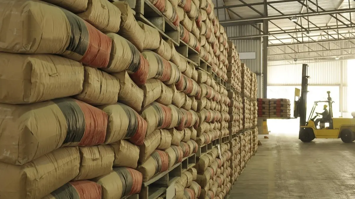 استقرار أسعار الأسمنت عند 3820 جنيها للطن في مصر بعد تراجع 200 جنيه 1 استقرار أسعار الأسمنت عند 3820 جنيها للطن في مصر بعد تراجع 200 جنيه