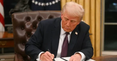 ترامب يتعرض لانتقادات بعد محاولة إنهاء حق المواطنة بالولادة 4 ترامب يتعرض لانتقادات بعد محاولة إنهاء حق المواطنة بالولادة