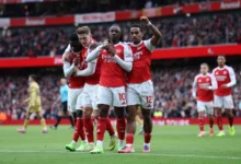 آرسنال يتصدر جدول الدوري الإنجليزي وليفربول في المركز التاسع بعد الجولة الـ14
