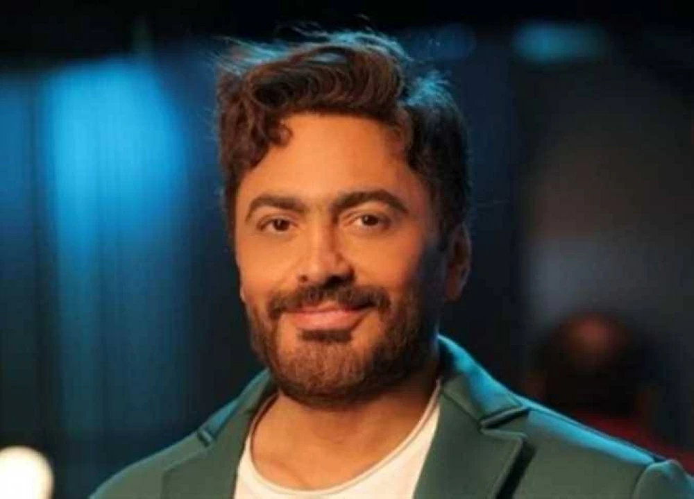 تامر حسني يحيي حفلاً خيرياً في قصر عابدين بعد أزمته الصحية: عوائد الحفل لدعم الأسر الأكثر احتياجاً