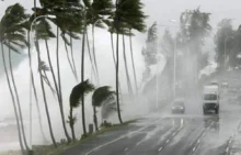 العاصفة "بايرون" تضرب إسرائيل: أمطار غزيرة وفيضانات تهدد الساحل والوسط وتحذيرات من إخلاء المناطق المنخفضة