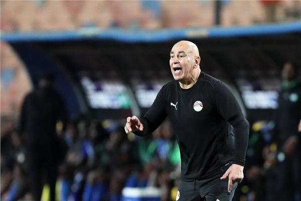 حسام حسن يصل زيمبابوي لقيادة الفراعنة في افتتاح أمم أفريقيا