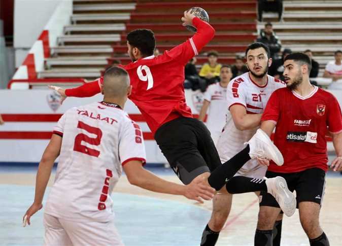 الأهلي يتصدر دورى المحترفين لكرة اليد بـ57.5 نقطة بينما يفوز الزمالك على الأهلي 22‑20 فى قمة الجولة السابعة عشر
