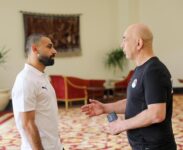 التوأم حسن يدعمان محمد صلاح في أزمته مع ليفربول