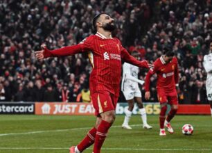 محمد صلاح يعود إلى تشكيل ليفربول أمام ليدز يونايتد 2 محمد صلاح يعود إلى تشكيل ليفربول أمام ليدز يونايتد