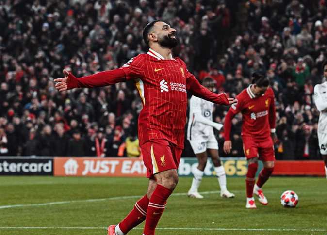 محمد صلاح يعود إلى تشكيل ليفربول أمام ليدز يونايتد