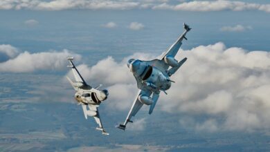 بولندا تعترض طائرة استطلاع روسية قرب حدودها.. وبالونات تهريب تثير مخاوف أمنية