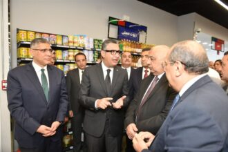 "كارى أون" تطلقها التموين: سلسلة منافذ موحدة للسلع الغذائية بأسعار تنافسية