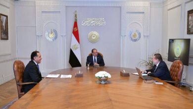 السيسي يشدد على تعزيز الاستقرار المالي والنقدي وتوفير الاحتياجات الاقتصادية الأساسية