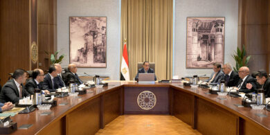 رئيس الوزراء يعقد اجتماعًا لحل مشكلات المستثمرين وتحسين مناخ الاستثمار