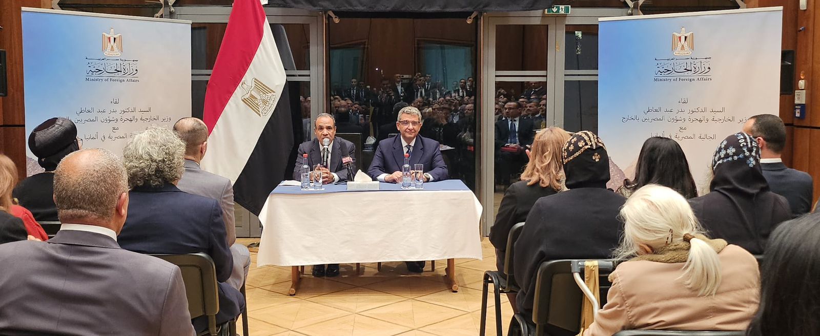 وزير الخارجية يلتقي الجالية المصرية في ألمانيا ويؤكد حرص الدولة على رعايتهم