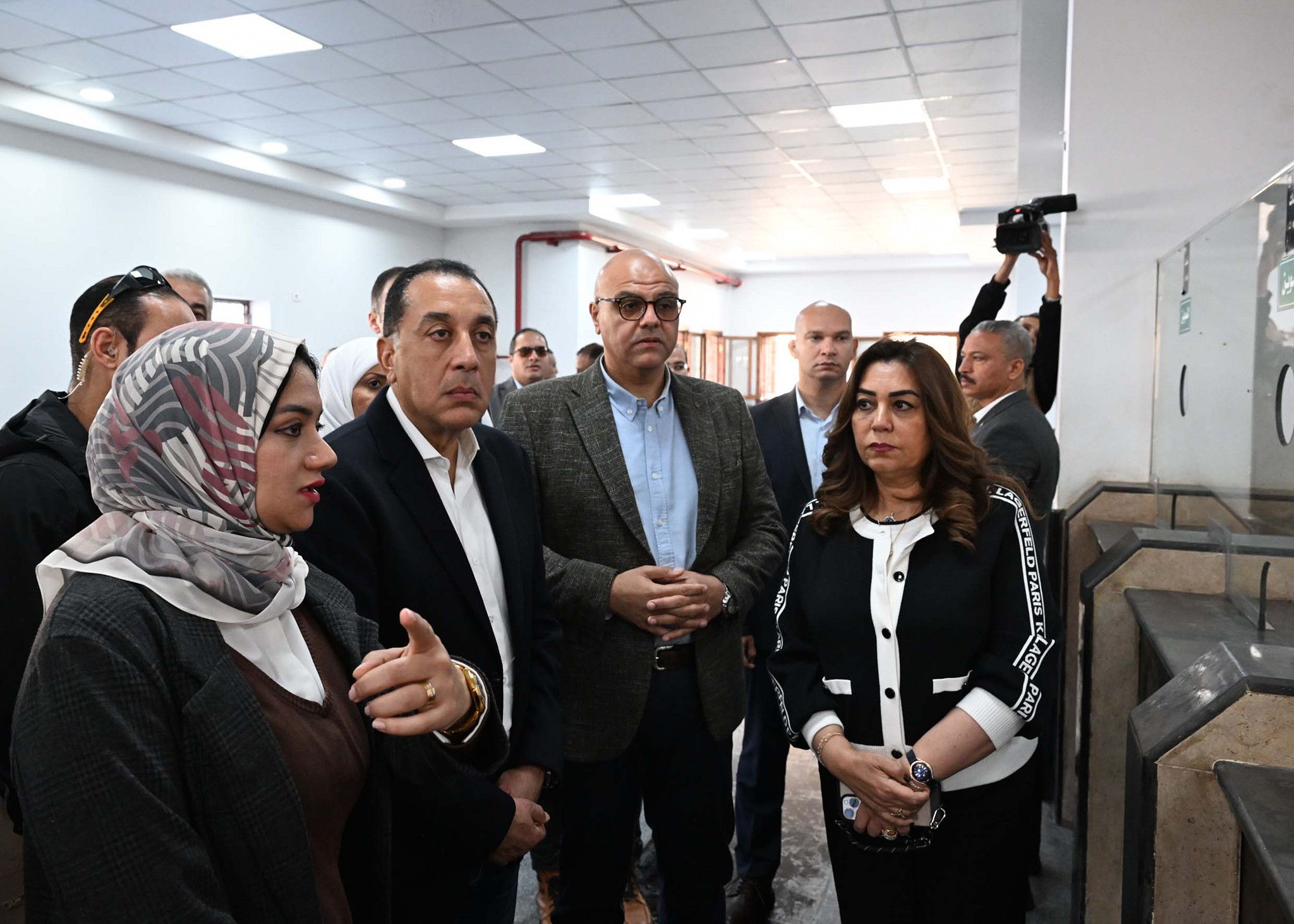 مدبولي يتفقد المركز التكنولوجي بقرية طحانوب ضمن مشروعات «حياة كريمة» بالقليوبية